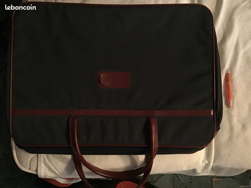 Valise bon état légère (image 1)