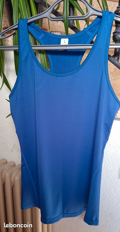 Lot de 2 débardeurs taille L (image 1)