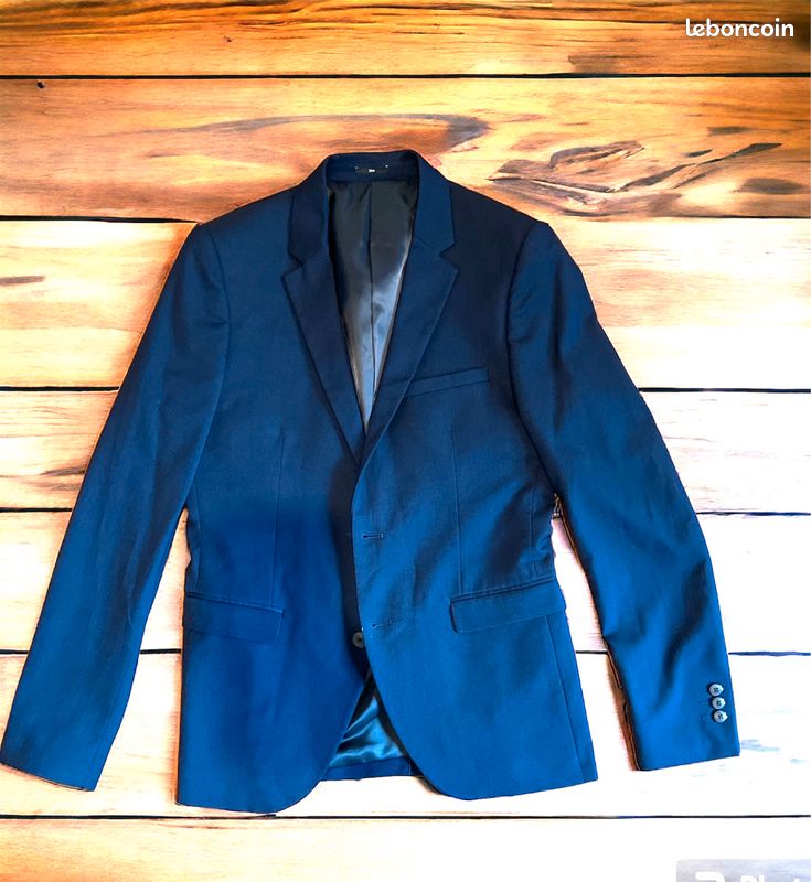 Vend pantalon + veste de costume (image 1)
