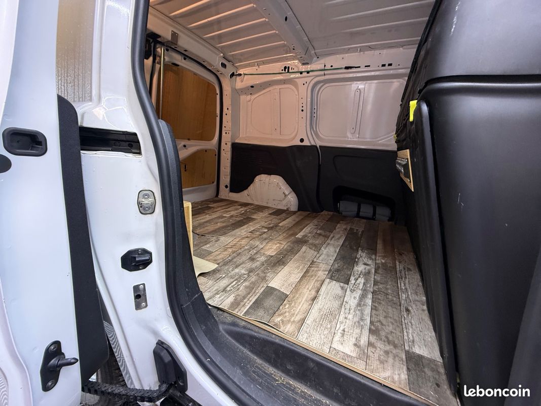 CITROEN BERLINGO Taille M BlueHDi 100 BVM Shine / ENTRETIEN COMPLET (image 42)