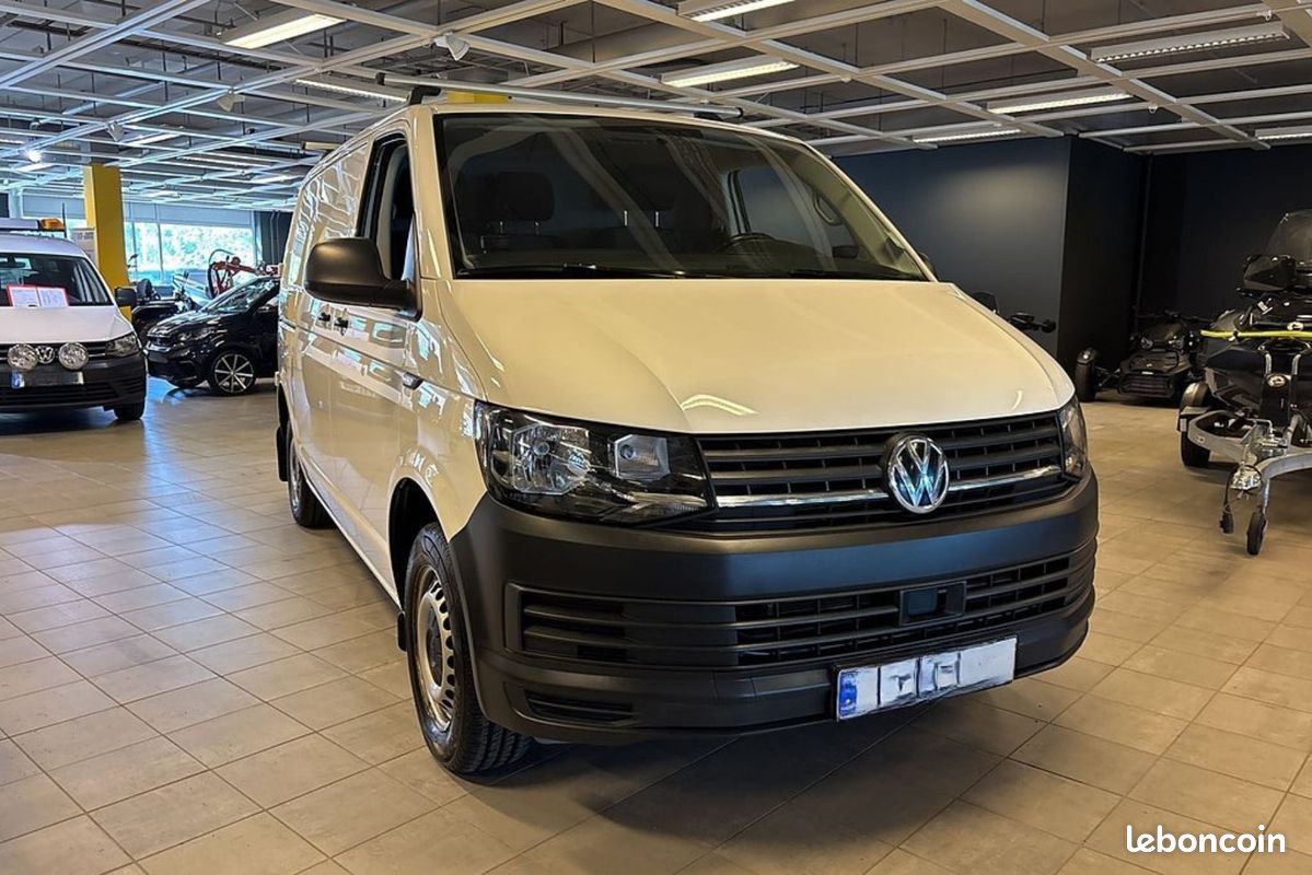 Volkswagen TRANSPORTER T6 2L TDI 150CH DSG7 L1H1 SUIVI COMPLET VW chauffage auxiliaire+attelage (image 2)