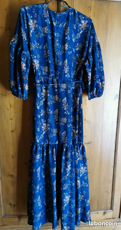 Robe portefeuille légère de la marque LEVI'S, Neuve avec étiquette (image 2)