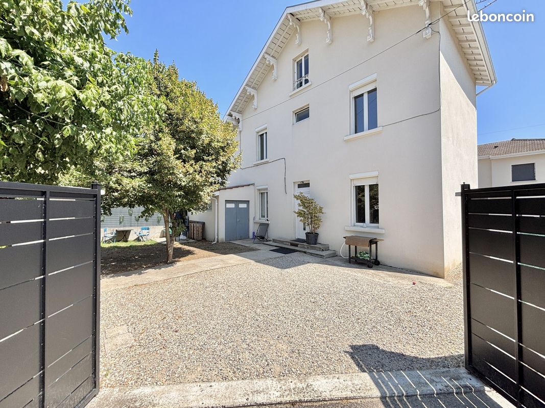 Maison 5 pièces 135 m² · à Tignieu-Jameyzieu · 135 m² · 250 000 €