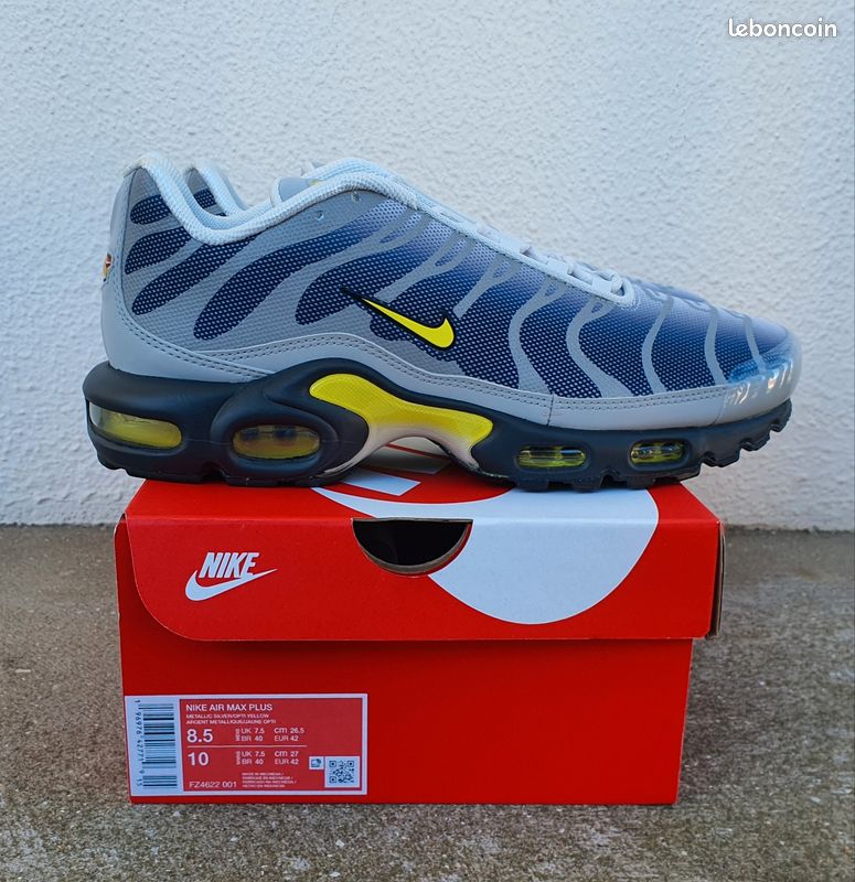 Nike Air Max Plus 3M pointure 42 (image 3)