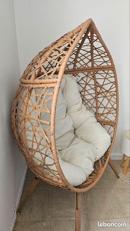 Fauteuil rotin (image 2)