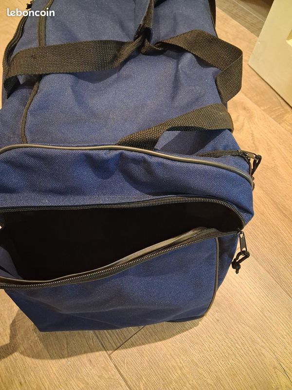Lot complet 4 articles "Rangers Pack" (Sac sport, besace, sac à dos, portefeuille) (image 2)