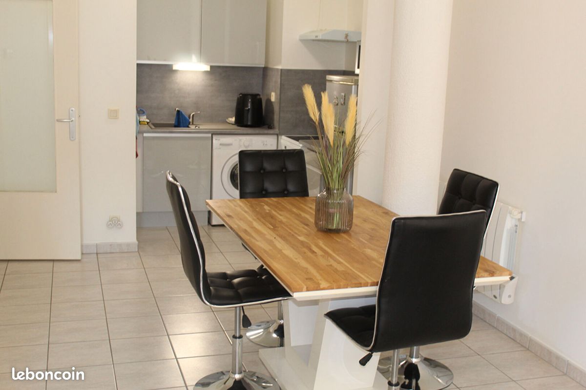 Appartement 2 pièces 44 m² · à Bourgoin-Jallieu · 44 m² · 660 €/mois