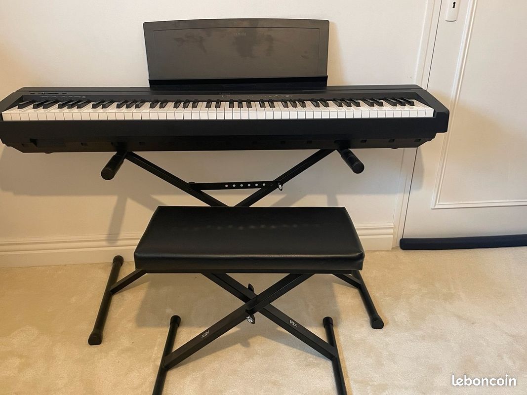 Piano Yamaha P45 (image 1)