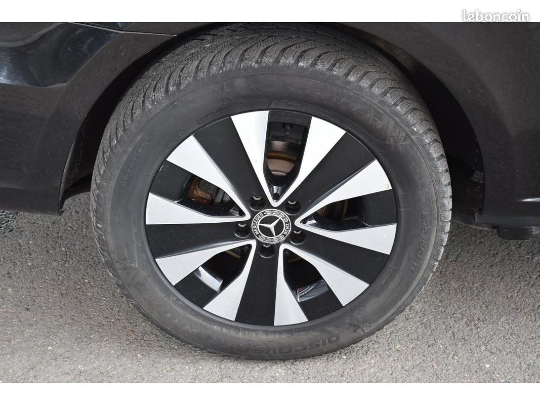 MERCEDES CLASSE V Extra-Long 220 d 9G-TRONIC Avantgarde 4MATIC (image 33)
