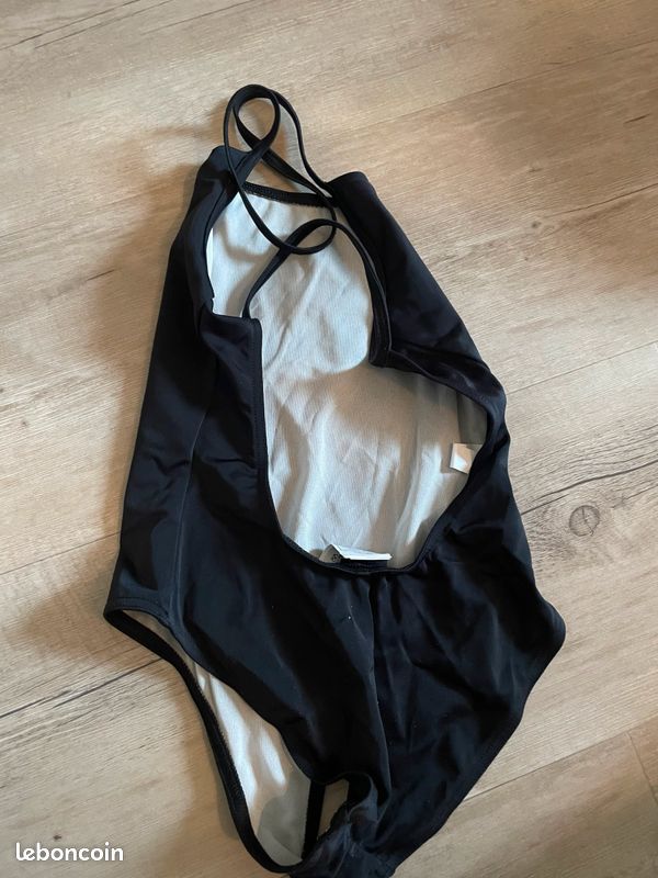 Maillot de bain 1 pièce 8 / 10 ans (image 2)