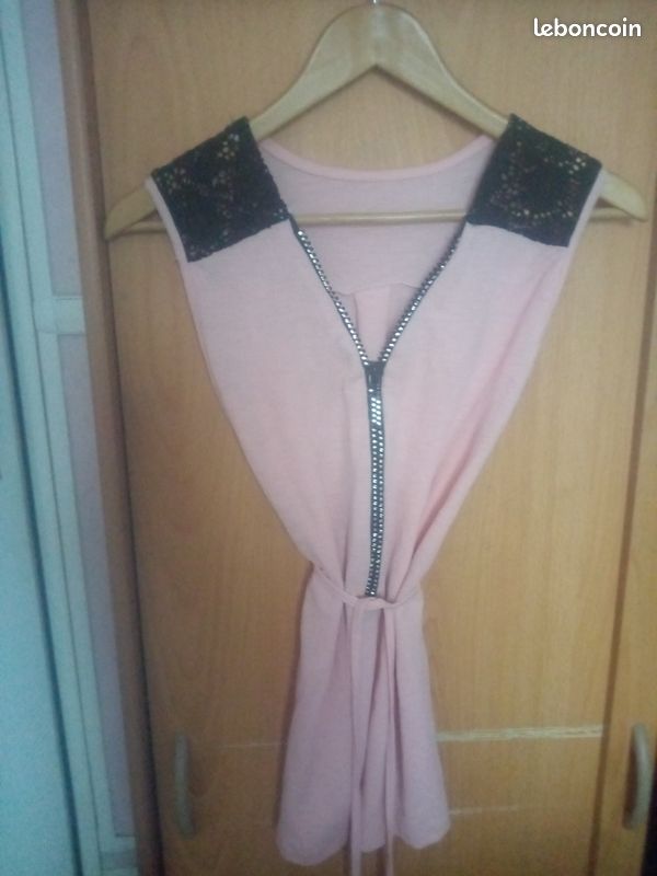 Top sans manches rose taille S (image 2)
