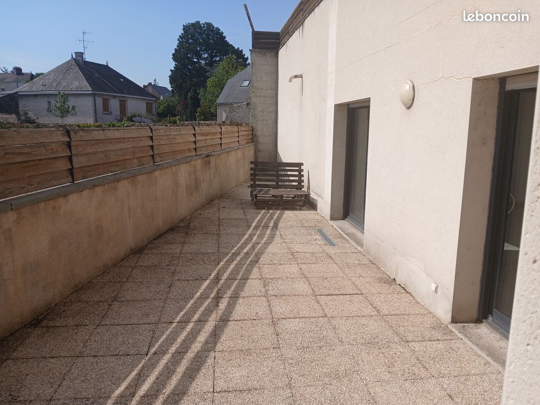 Appartement 4 pièces 95 m² · à Mauges-sur-Loire · 95 m² · 750 €