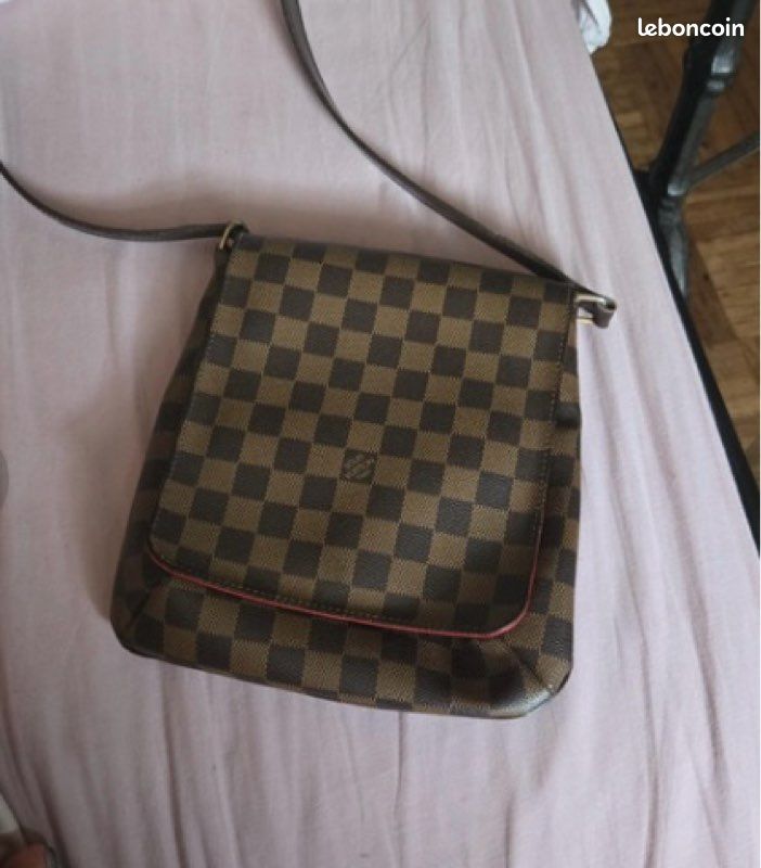 Louis Vuitton (image 2)