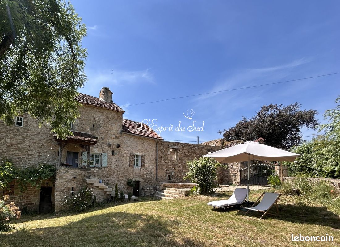 Maison 9 pièces 134 m² · à Parisot · 134 m² · 296 000 €
