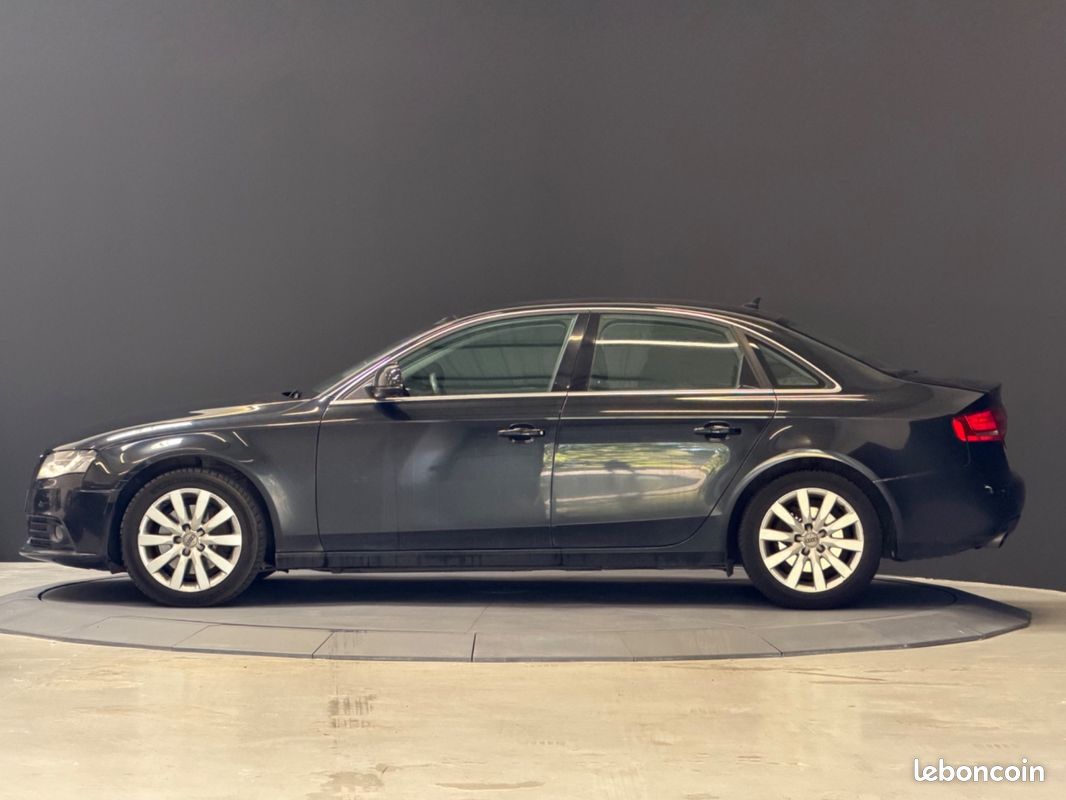 AUDI A4 2.7 TDI 190CH BVA AMBITION LUXe (image 25)