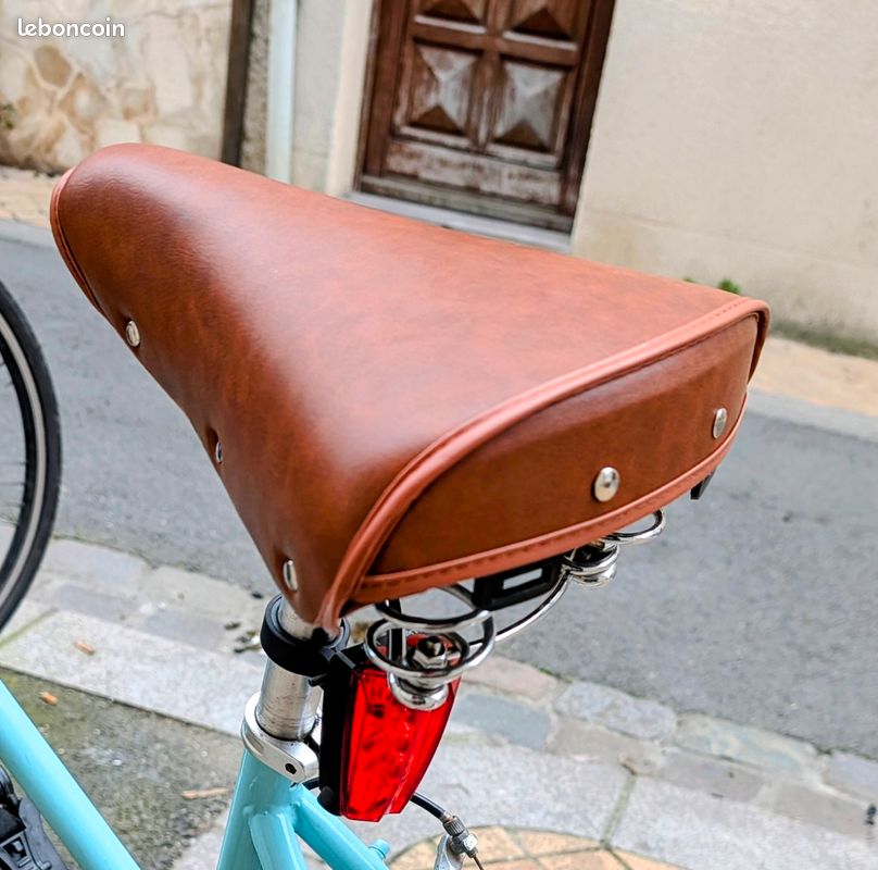 Selle de vélo rétro en cuir marron selle de vélo en cuir vintage à l