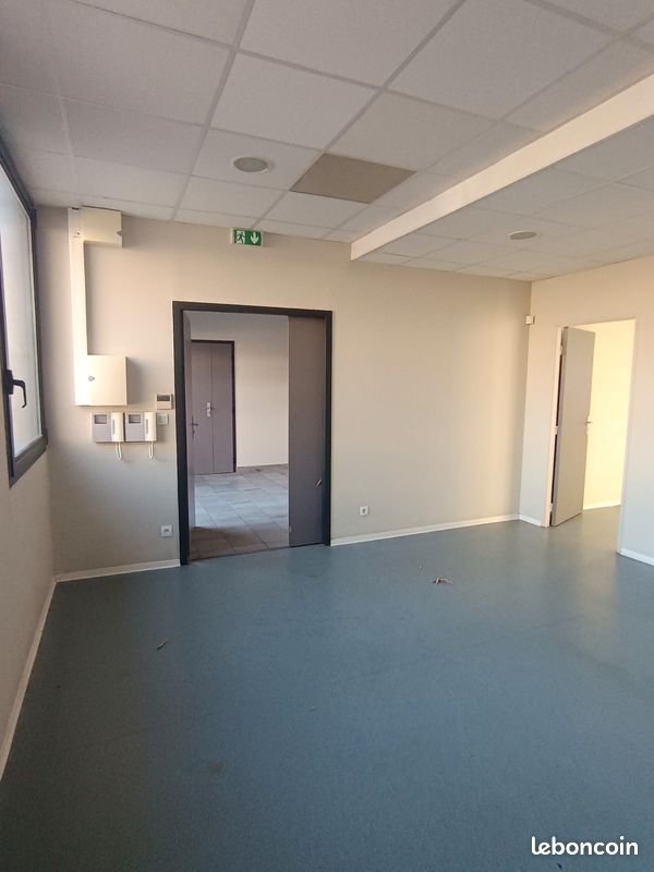 Local commercial 3 pièces 40 m² · à Avignon · 40 m² · 780 €/mois