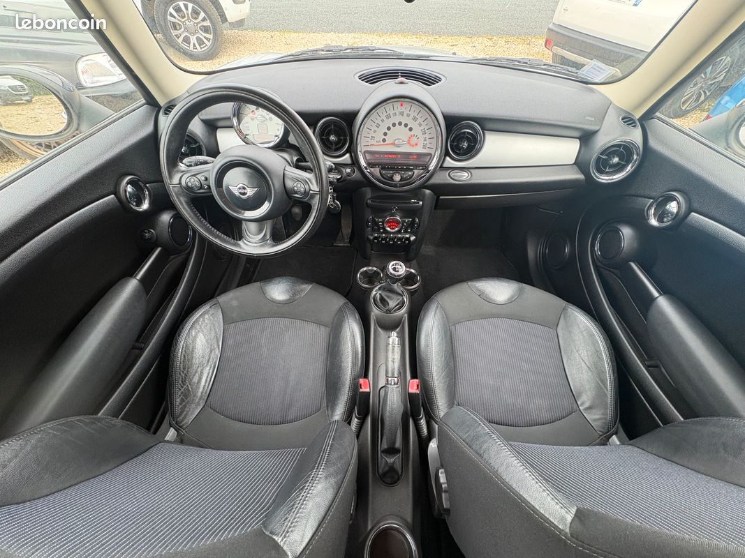 MINI COOPER R56 122cv (image 3)