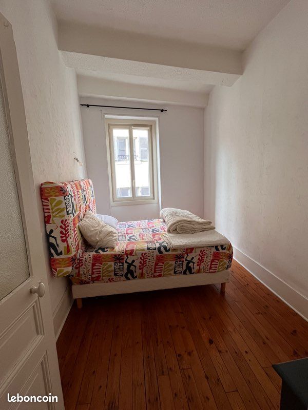 Appartement a louer macon - 5 pièce(s) - 120 m2 - Surfyn