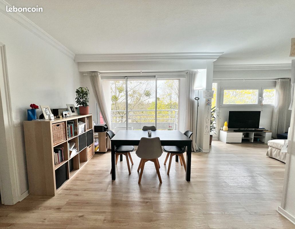 Appartement 5 pièces 107 m² · à Massy · 106,8 m² · 324 000 €