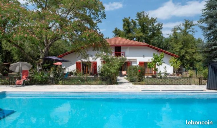 Maison 6 pièces 290 m²