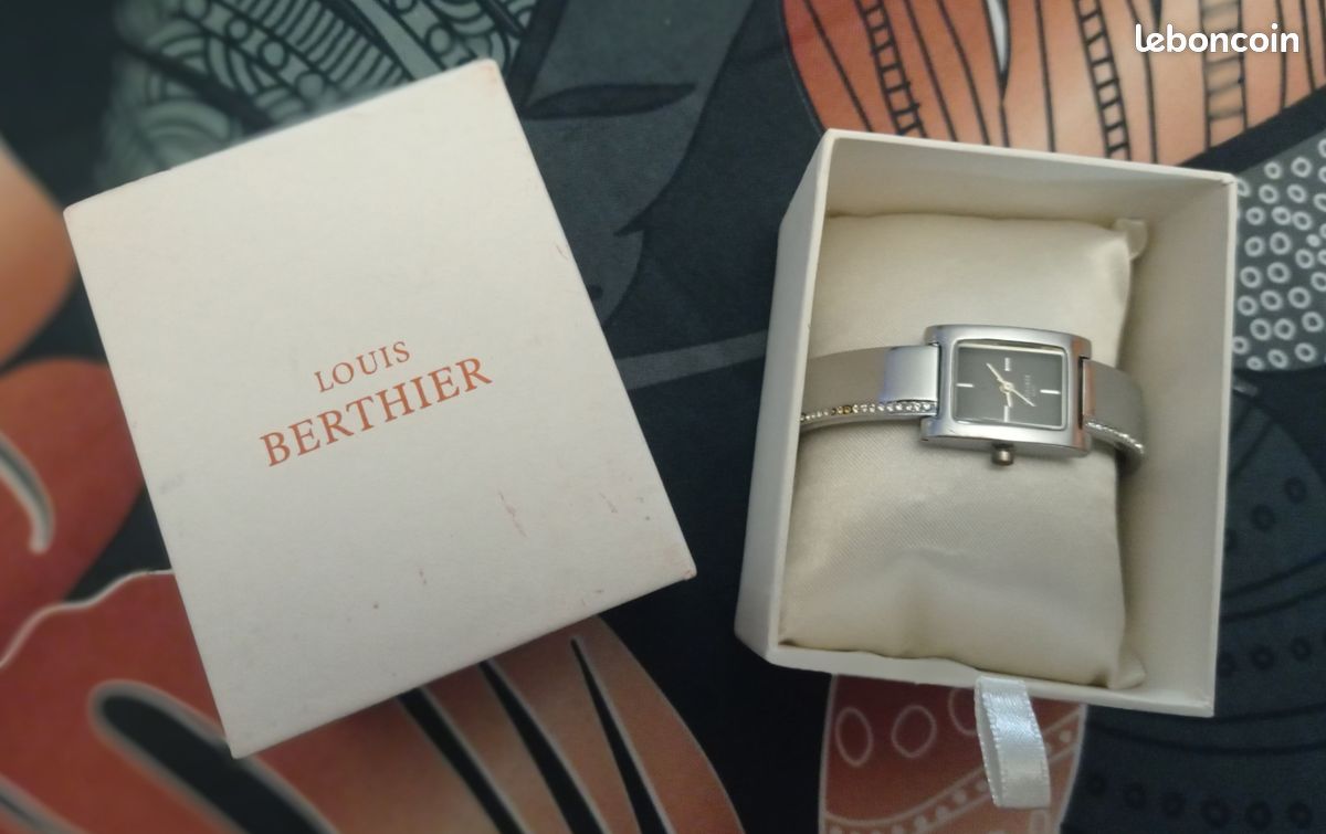 Montre marque Louis BERTHIER PARIS vintage cadran rectangulaire bracelet partie rigide zirconiums (image 2)