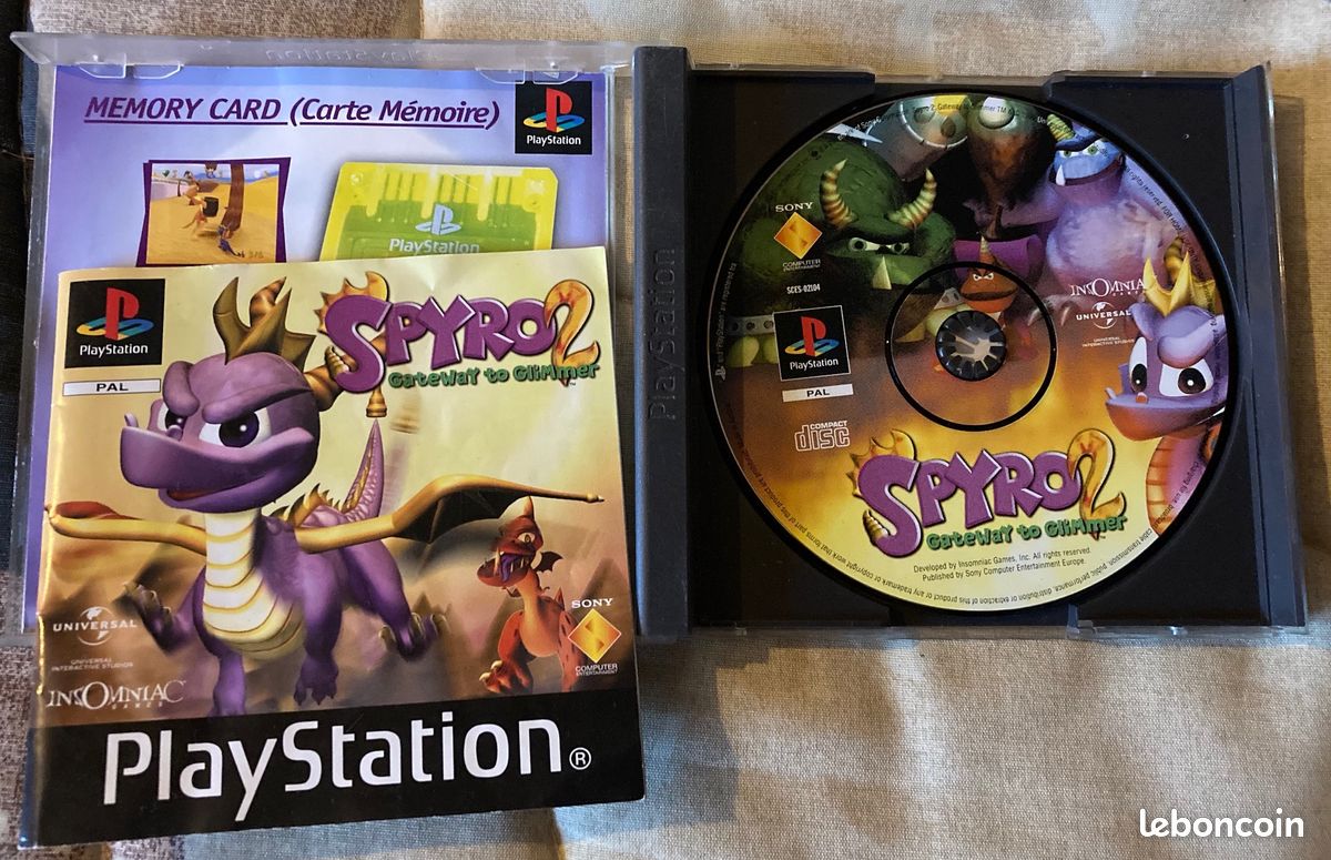 Jeu PS1 Spyro 2 : Gateway To Glimmer - Version EUR/FRA Complète Black Label - Bon état