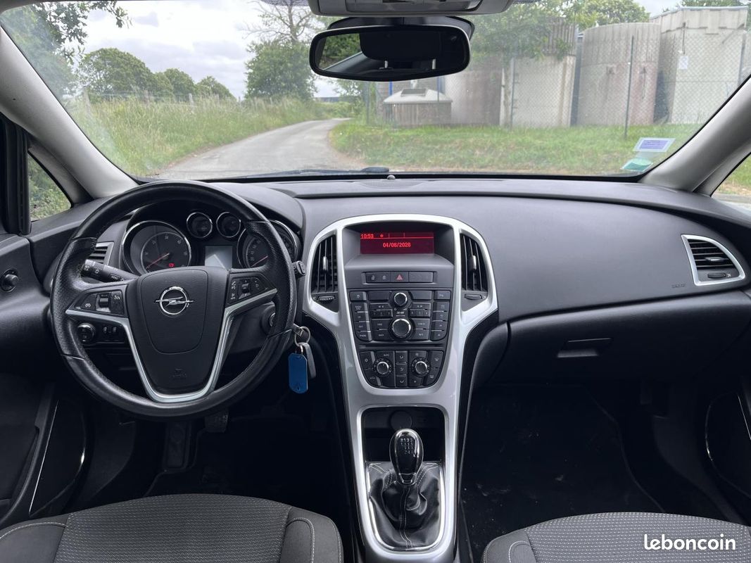 OPEL ASTRA 1.7 CDTI - 125 - Sport DISTRIBUTION ET EMBRAYAGE NEUF (image 19)