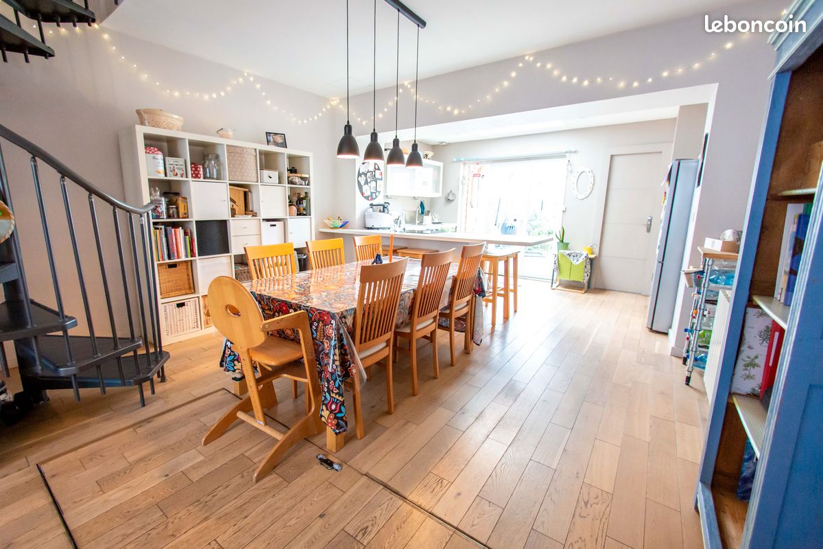 Maison 5 pièces 95 m² · à Valenciennes · 95 m² · 220 000 €