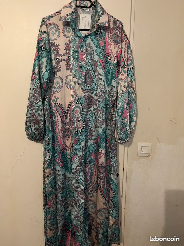 Robe lôgue (image 2)