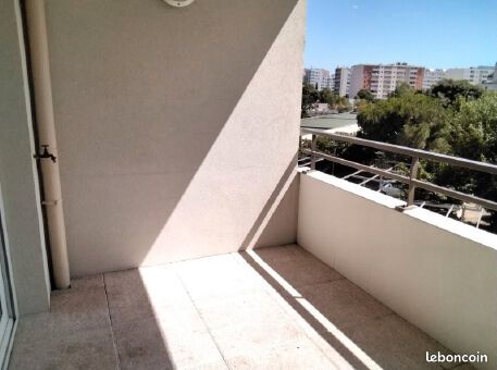 Appartement 3 pièces 61 m² · à Marseille · 61 m² · 990 €/mois