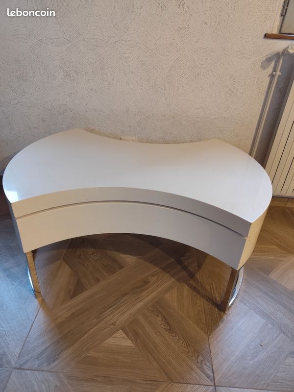 Table basse moderne (image 1)