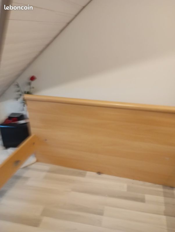 Vends contour de lit + matelas (image 2)