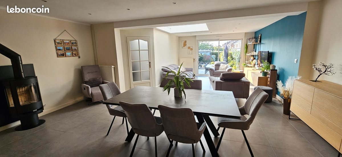 Maison 6 pièces 149 m² · à Templemars · 149 m² · 390 000 €