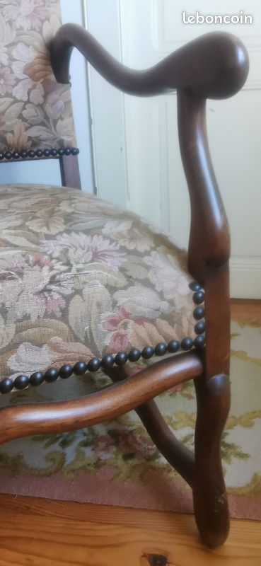 Fauteuil et chaises os de mouton (image 1)