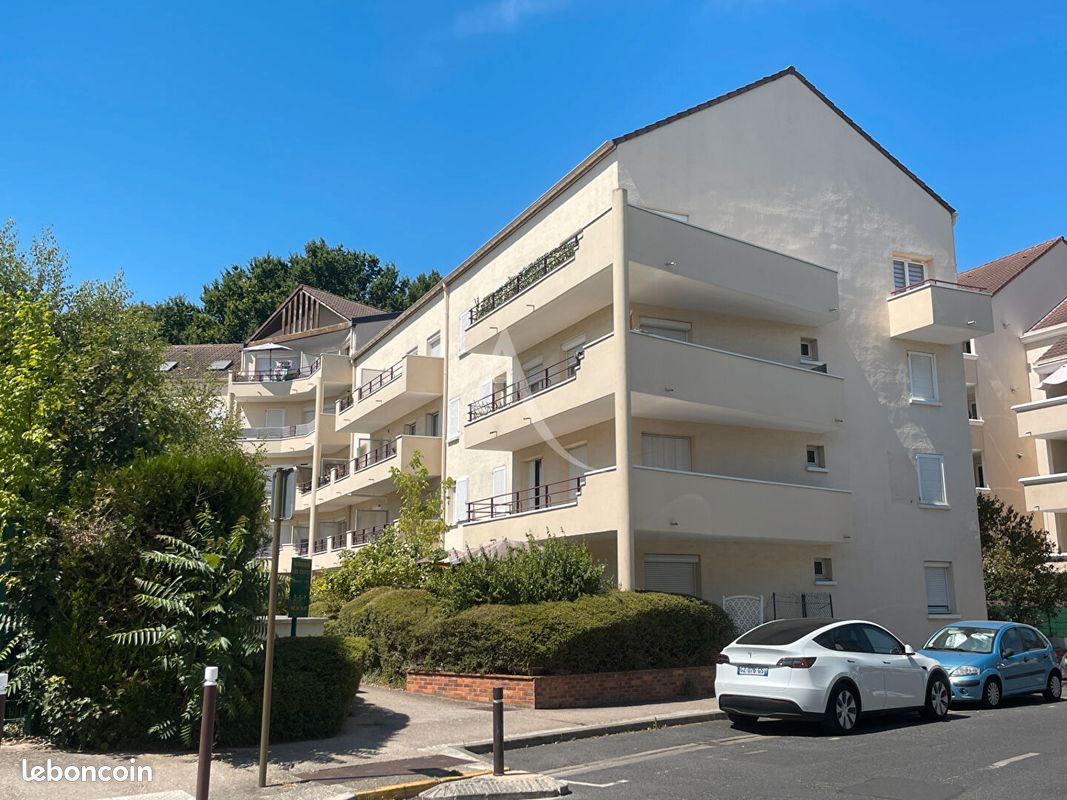 Appartement 3 pièces 69 m² · à Torcy · 69 m² · 1 160 €