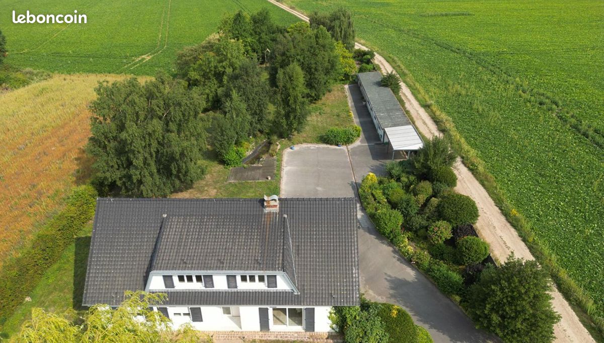 Maison 10 pièces 217 m² · à Lillers · 217 m² · 309 500 €