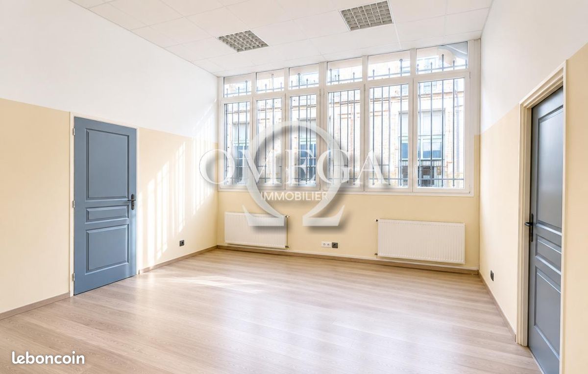 Bureaux 195 m² (image 1)