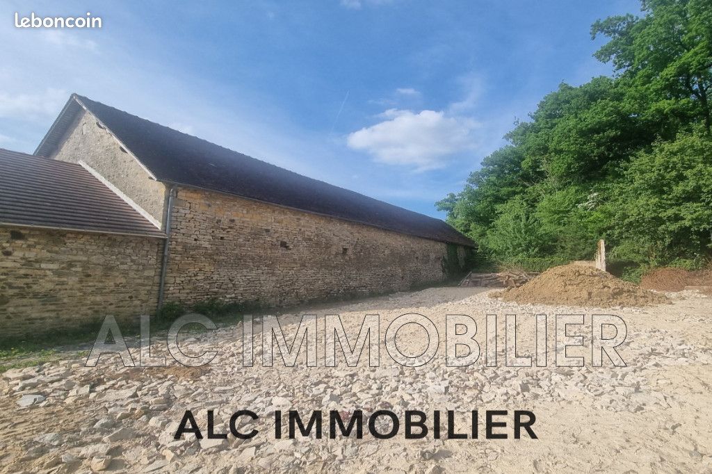 Maison 2 pièces 200 m² · à Sées · 200 m² · 39 990 €