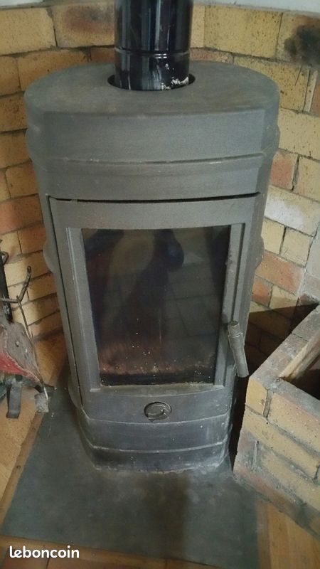 Vds fourneaux bois (image 2)