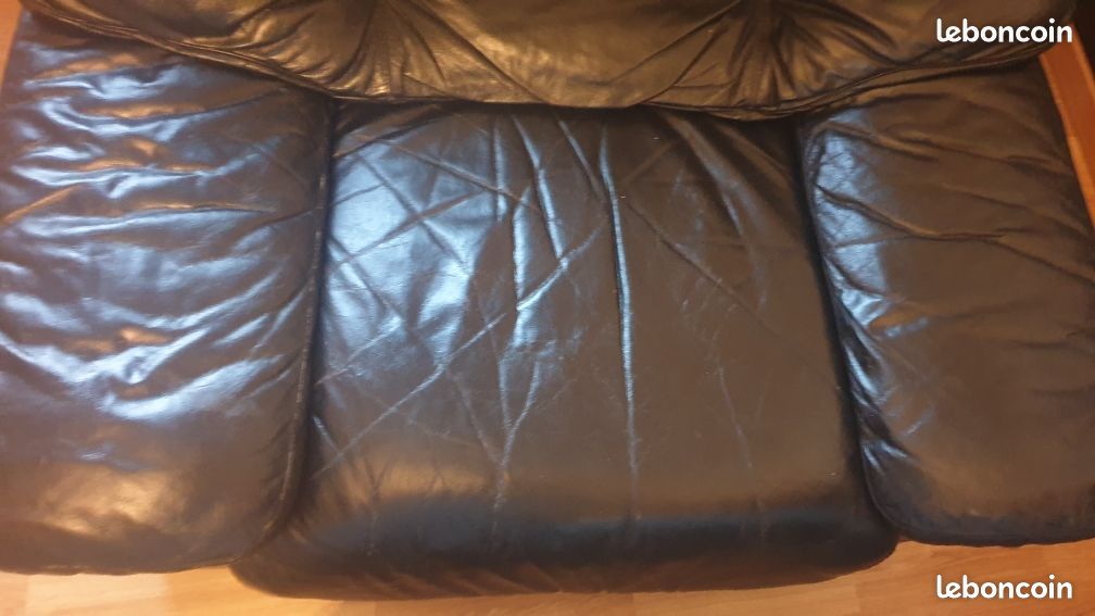 Fauteuil en cuir noir (image 2)