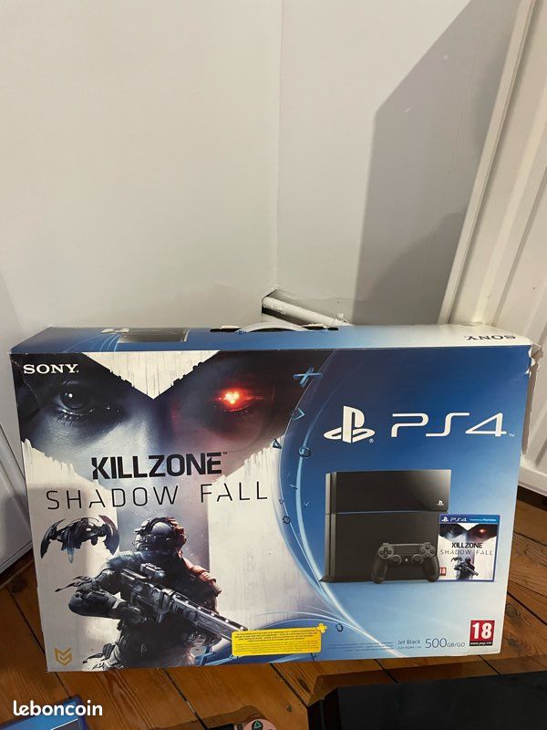 PS4 Noir 500GO et 4 Jeux (image 3)