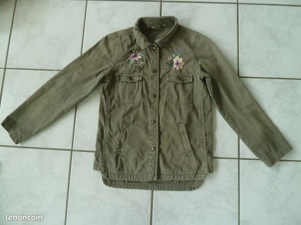 Veste en jeans (D'occasion) à Clarens pour CHF 25 – avec livraison