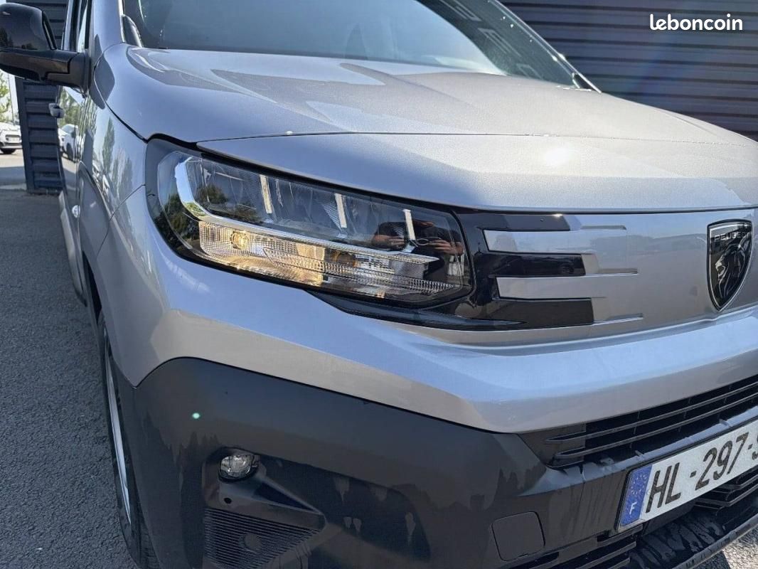 Peugeot Partner CABINE APPROFONDIE CA DIESEL 130 CH XL AUT (image 16)