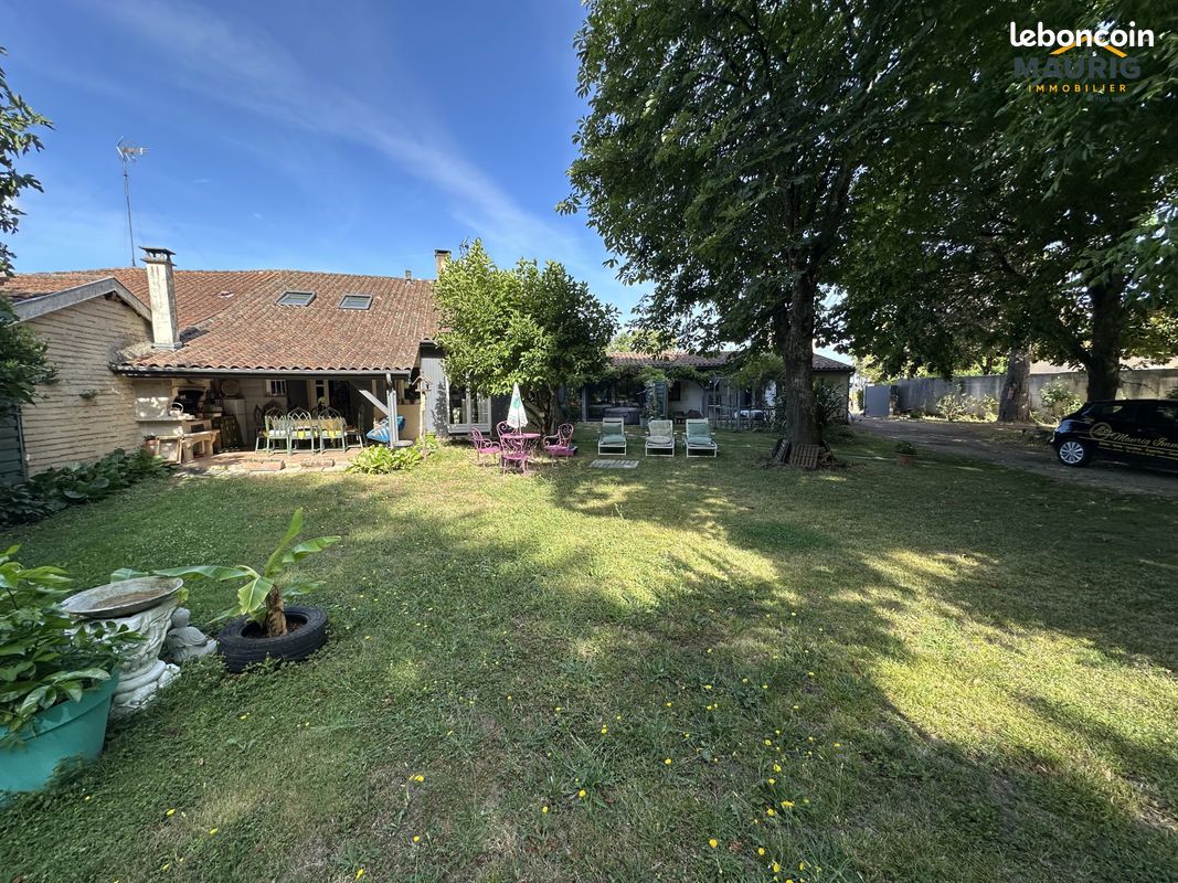 Maison 8 pièces 217 m² · à Marcellus · 217 m² · 275 000 €