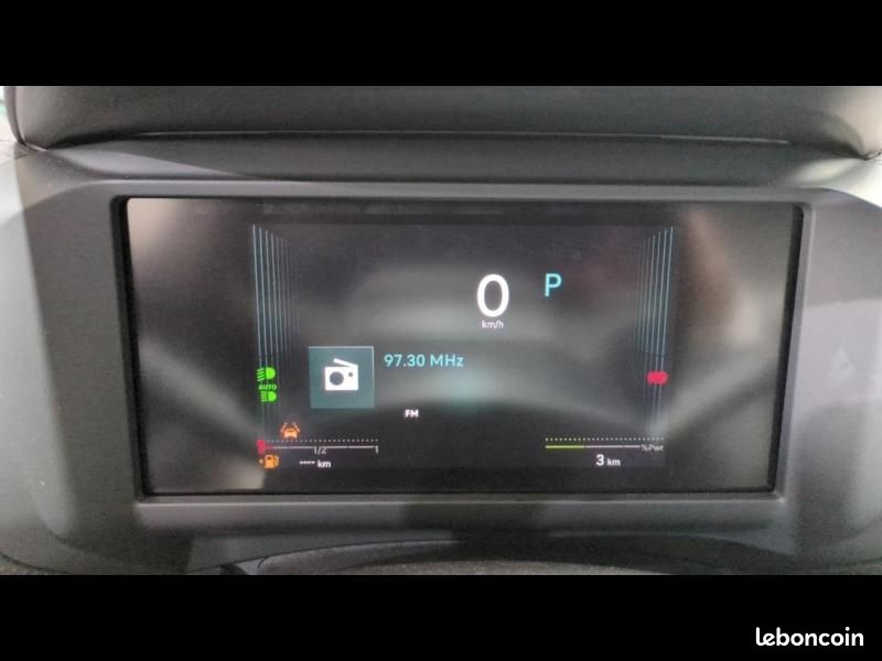 Citroen C4 1.2 Hybride 145ch MAX e-DCS6 (image 9)