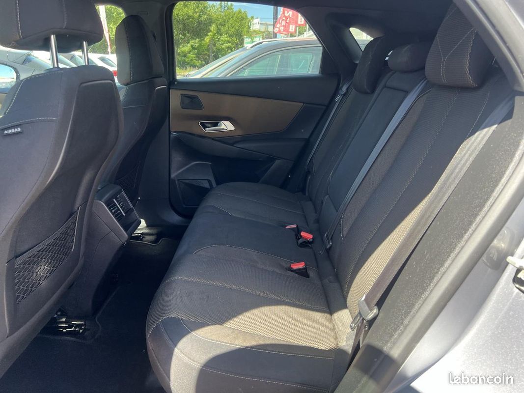 DS DS 7 CROSSBACK DS7 Crossback 1.5 BlueHDi - 130 So Chic DISTRIBUTION COMPLETE NEUVE (image 9)