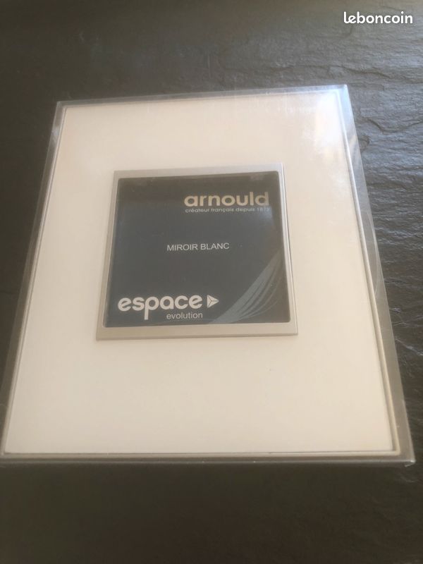 Arnould - Plaque de finition blanche triple 3 postes horizontale