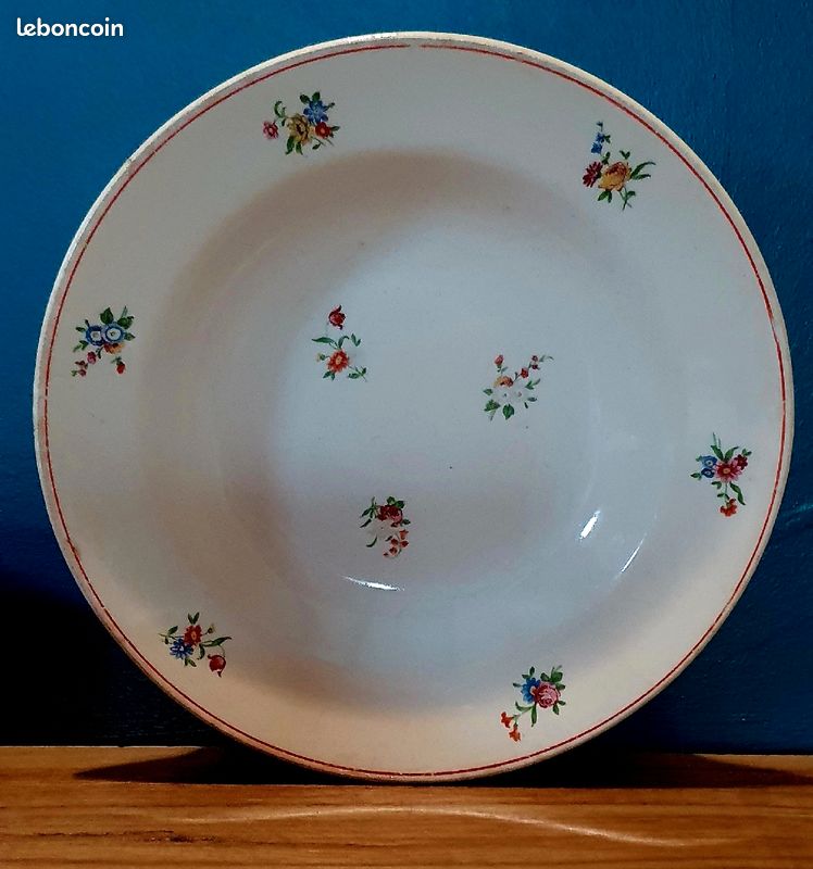 Lot de 9 assiettes creuses Le Moulin des Loups orchies Périgord (image 1)