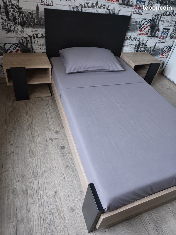 Lit 90x190 avec chevet (image 1)